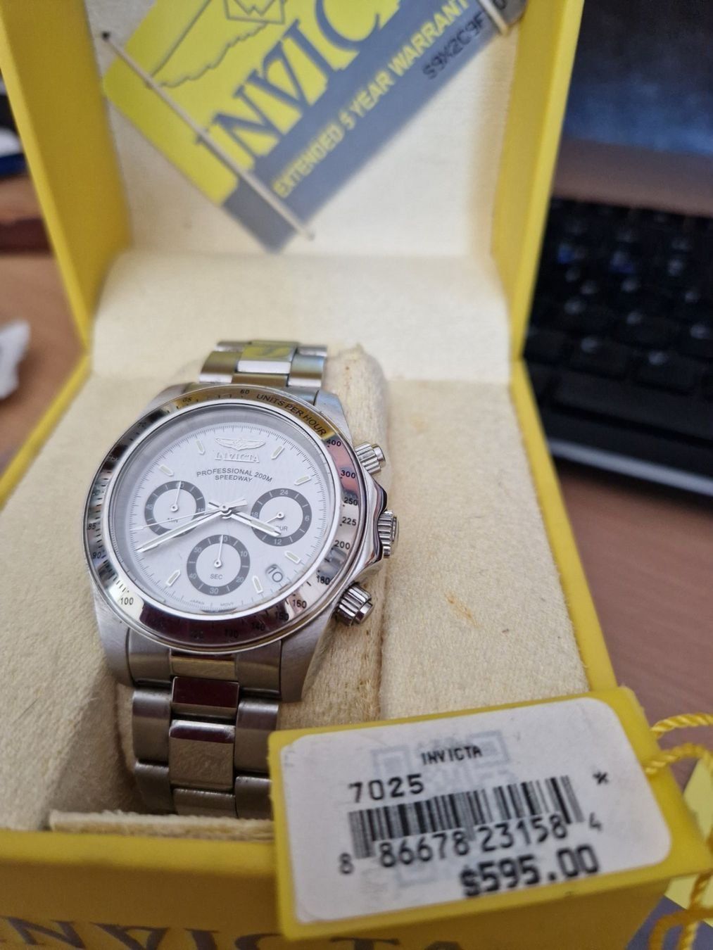 Invicta Orologi: INVICTA PROFESIONAL 200m – Nuovo (secondo la descrizione) da SAXON venduto da Mariposita1428 1