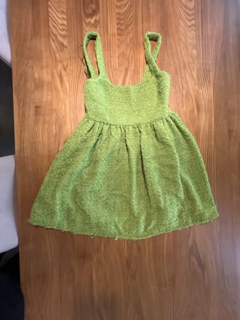 Zara Kleid kurz grün Grösse XS neuwertig