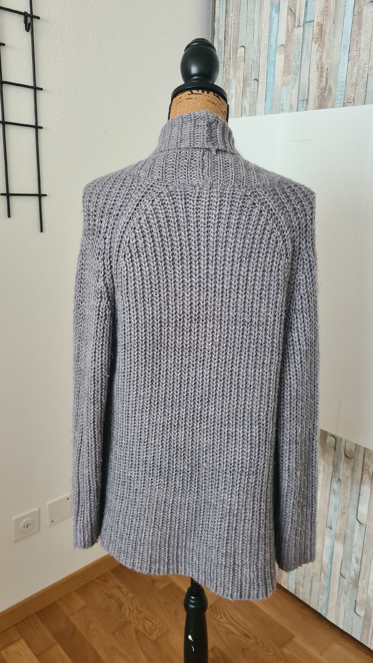 Jacken: Grauer Strickjacke XS/S von Chicorée – Gebraucht aus KRIENS von Franzy_Blond10 2