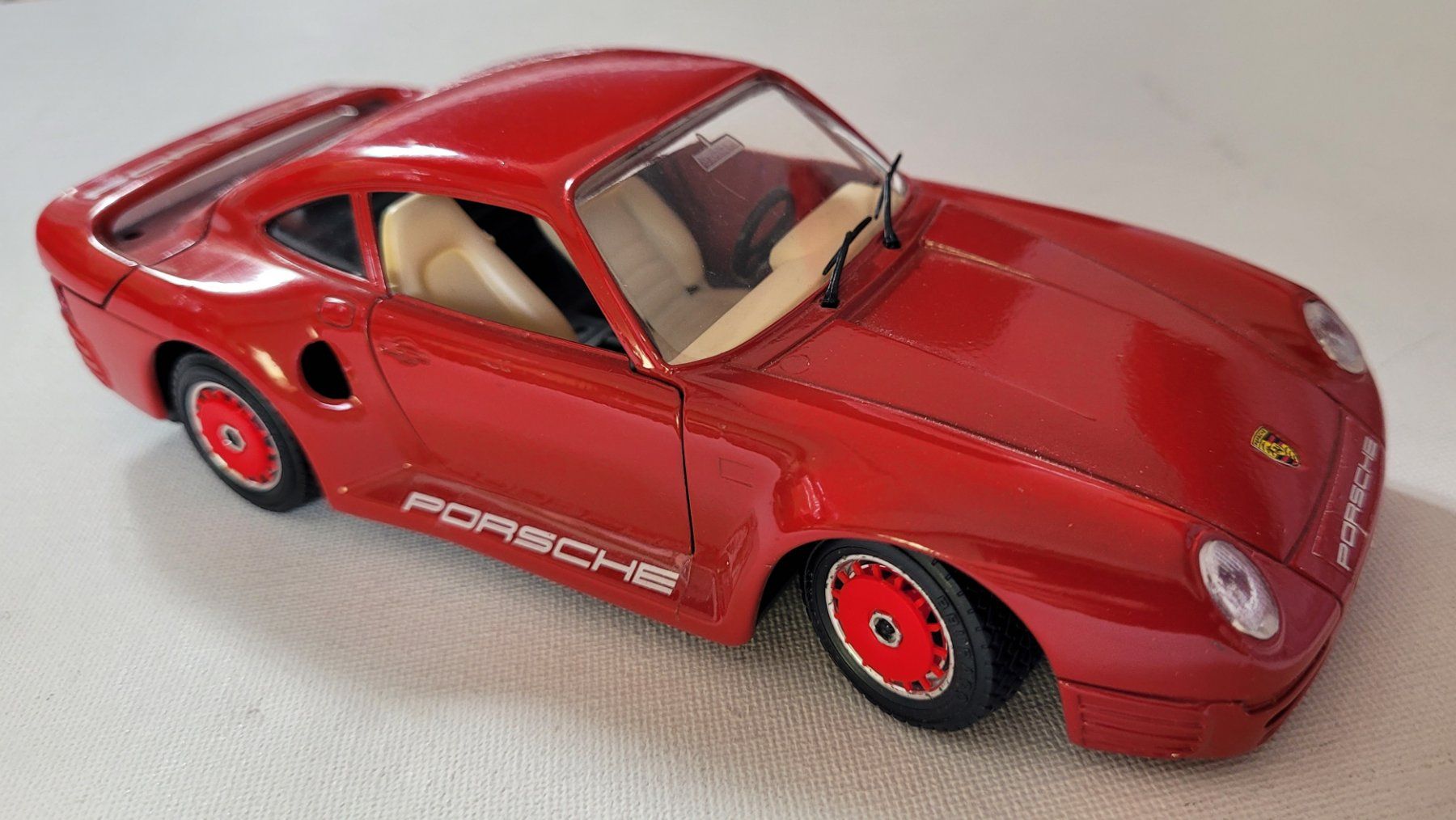 Bburago Modellini d'auto: PORSCHE 959- 1:24 – BURAGO – Usato da Neftenbach venduto da Mador6 5