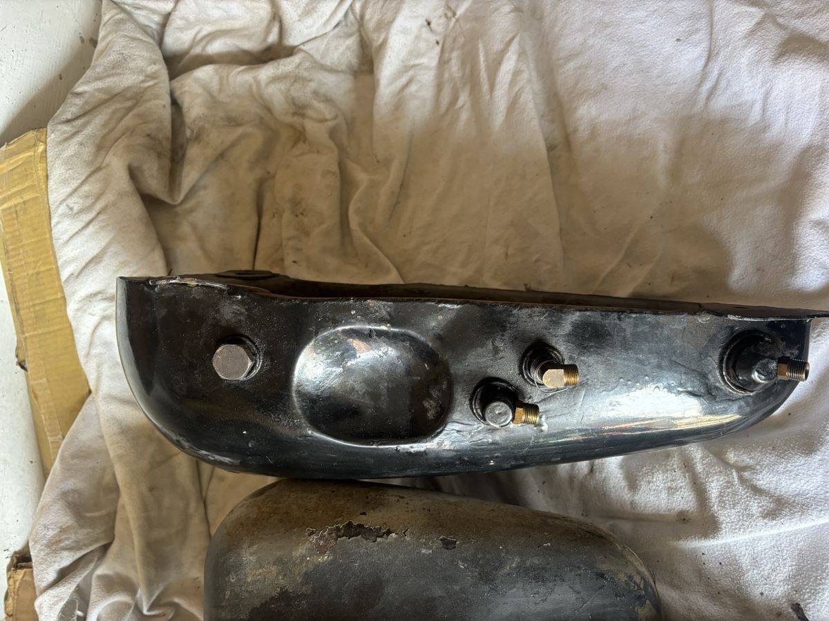 Harley-Davidson Tutti i ricambio per moto: Harley Davidson Benzin & Oil Tank – Usato da Schötz venduto da Harley35 6