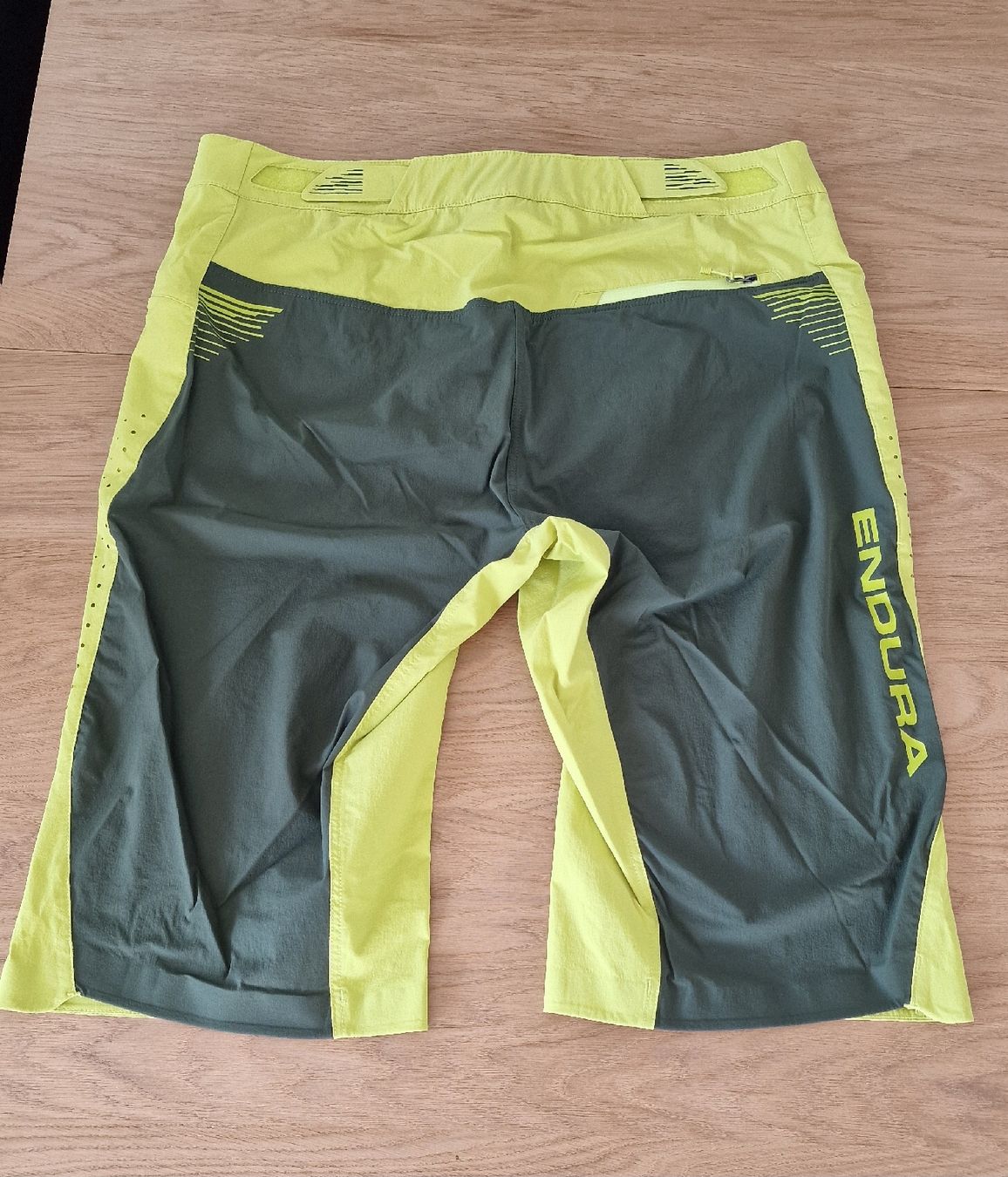 Endura Pantaloni: Short de VTT – Nuovo (secondo la descrizione) da Bassins venduto da Rooikat7 1