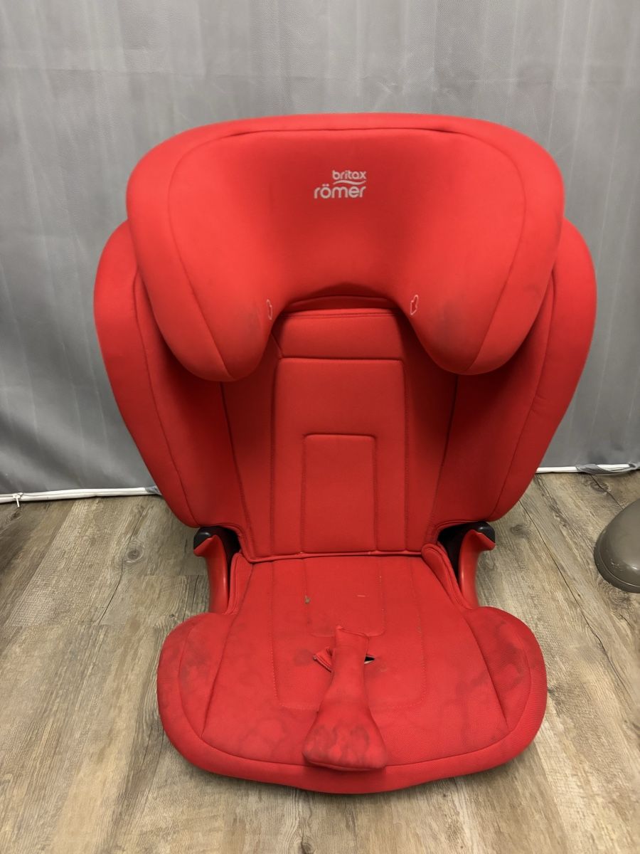 Britax Römer Sièges auto: Britax / Römer Kinderautositz – D'occasion à Wimmis par Soccerfanshop