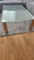 Couchtisch Glasplatte mit chromierten Tischbeinen