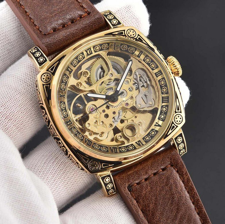 Uhren: Automatikuhr im Retro-Stil mit Lederarmband – Neu und originalverpackt aus Lausanne von WATCH-WORLD