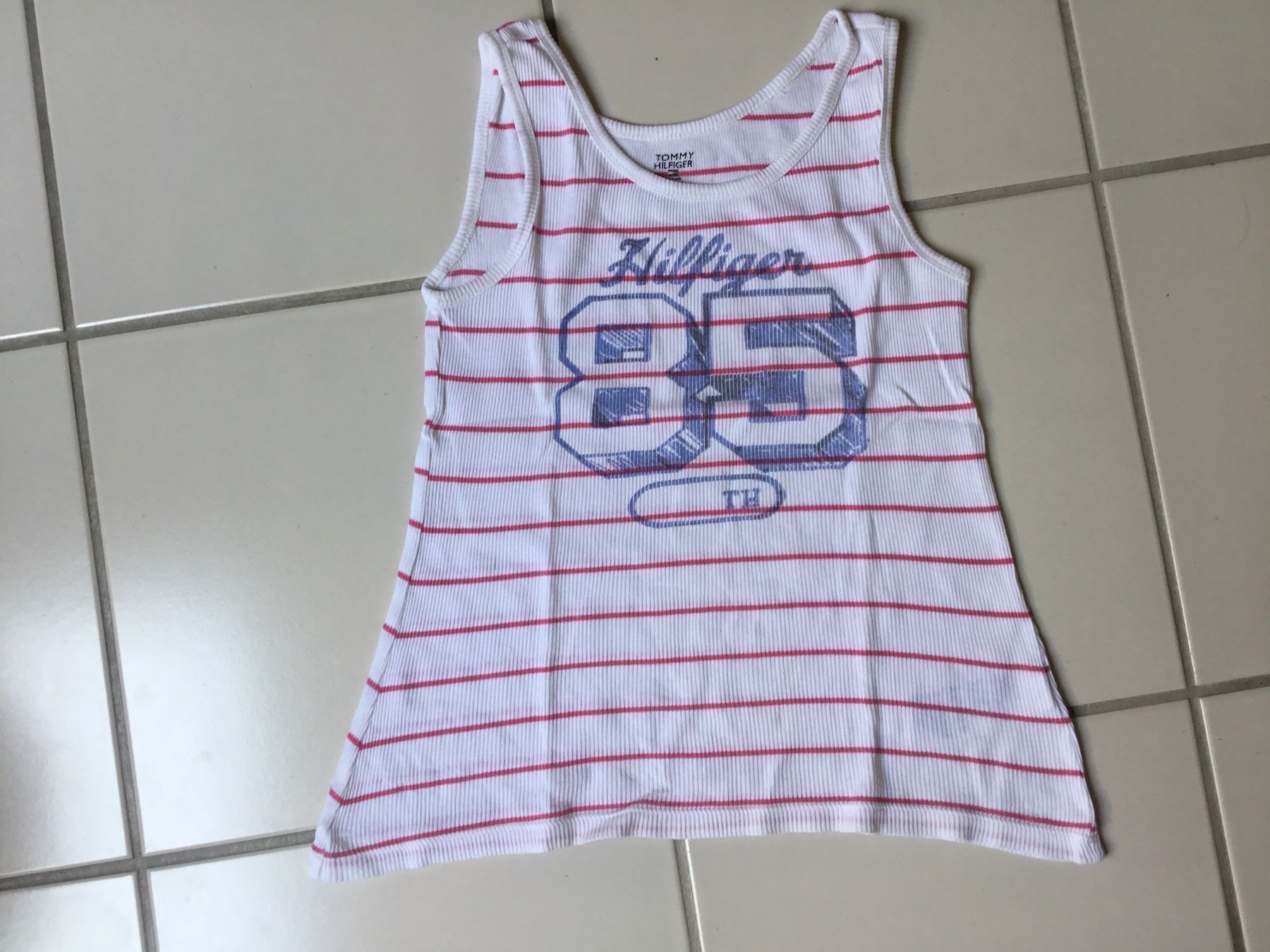 Tommy Hilfiger Camicette, T-shirt & Top: Tommy Hilfiger T - Shirt, Gr. 8 -10 – Usato da ALTENDORF venduto da da23