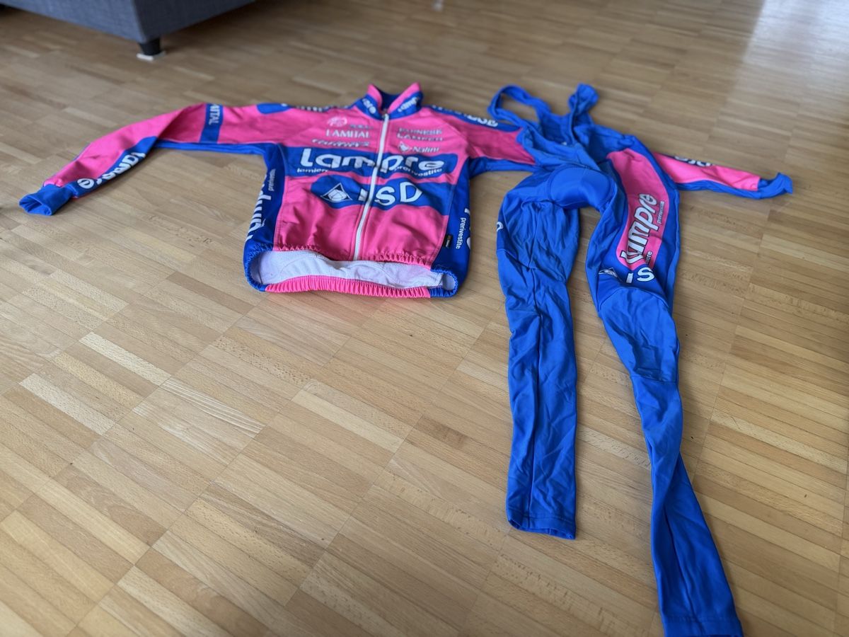 Leibchen & Hosen: Velobekleidung Set -Nalini, Neuwertig – Neu (gemäss Beschreibung) aus Egg b. Zürich von Flummi 1