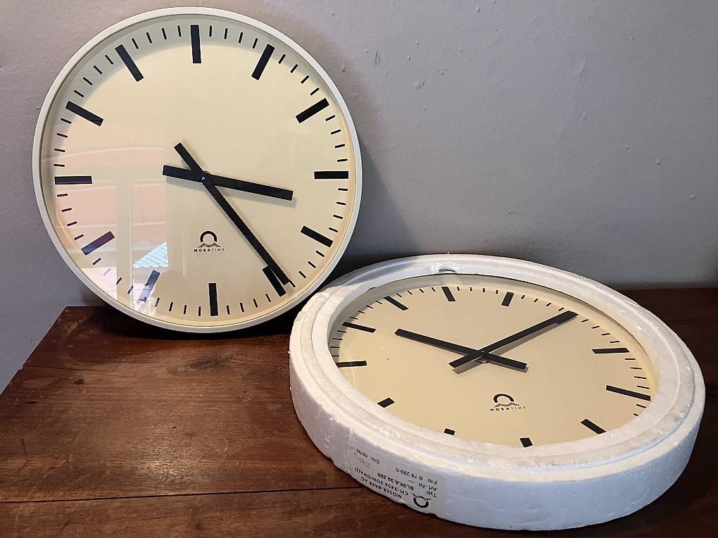 Orologi: Orologi da parete MobaTime – Usato da Vezia venduto da Curzio83 3