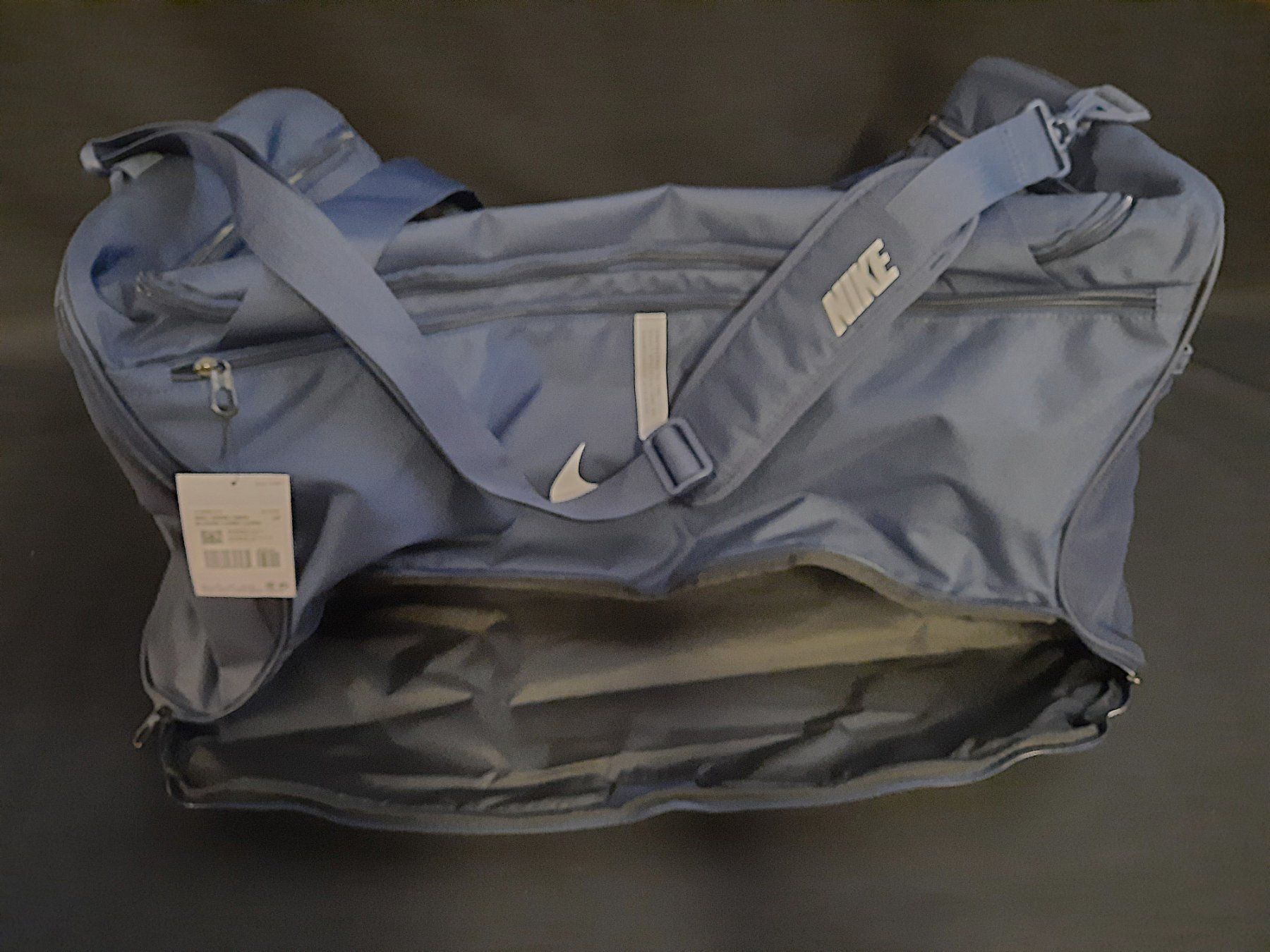 Nike Borse: NIKE ACADEMY Team Tasche – Nuovo (secondo la descrizione) da Beinwil am See venduto da Restwert_Beinwil 1