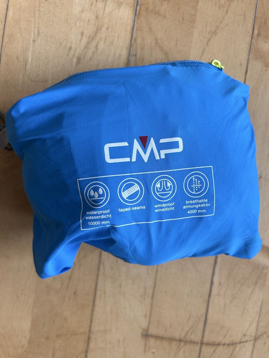 CMP Giacche: Regenjacke CMP 176 – Usato da Gossau ZH venduto da er1708 2