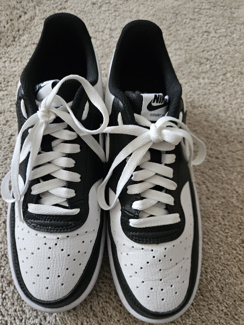Nike Damenschuhe: Nike Schuhe – Gebraucht aus Chur von katrin_fedder