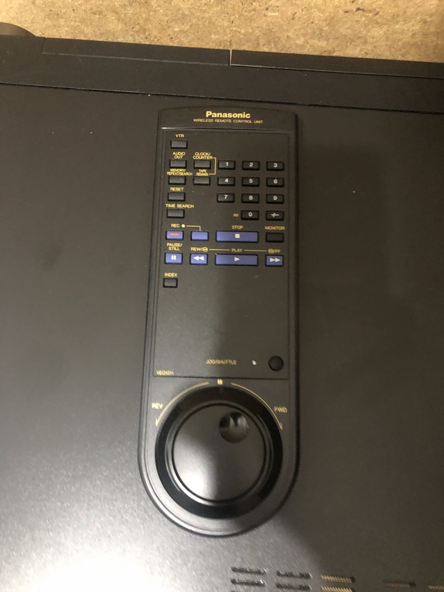 Panasonic Registratori: Panasonic NV-FS90 Super-VHS Videorecorder  – Usato da Biel-Bienne venduto da alos07 4