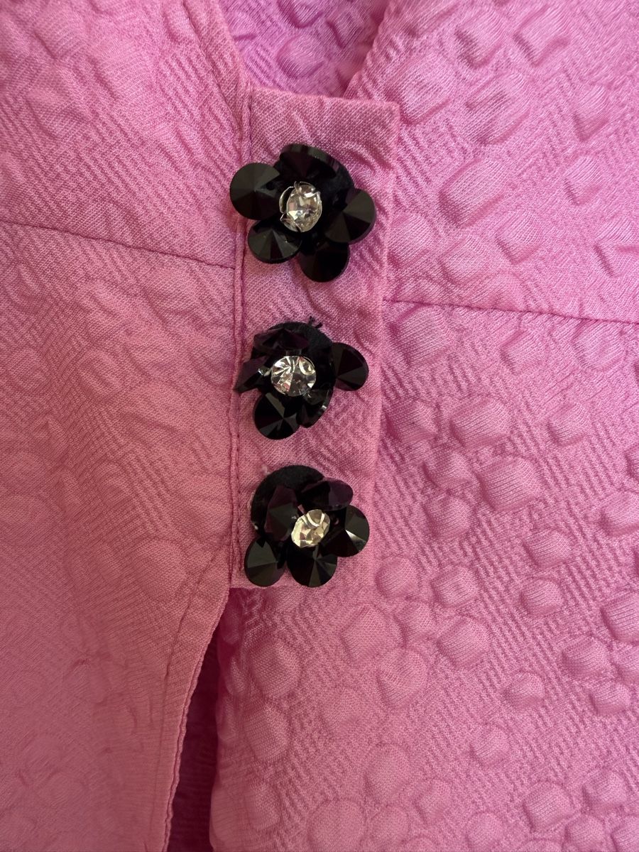 Vestiti: Robe Sister Jane rose taille L+ avec boutons fleurs – Nuovo (secondo la descrizione) da Renens VD venduto da Ana-Maria1311 1