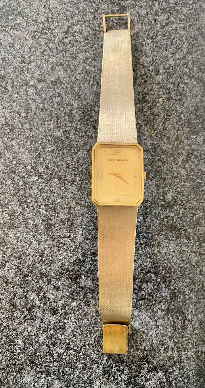 Girard-Perregaux Orologi: Girard Perregaux Tank full integrated strap - Full Set Rare – Usato da Küsnacht ZH venduto da Pedramy 9
