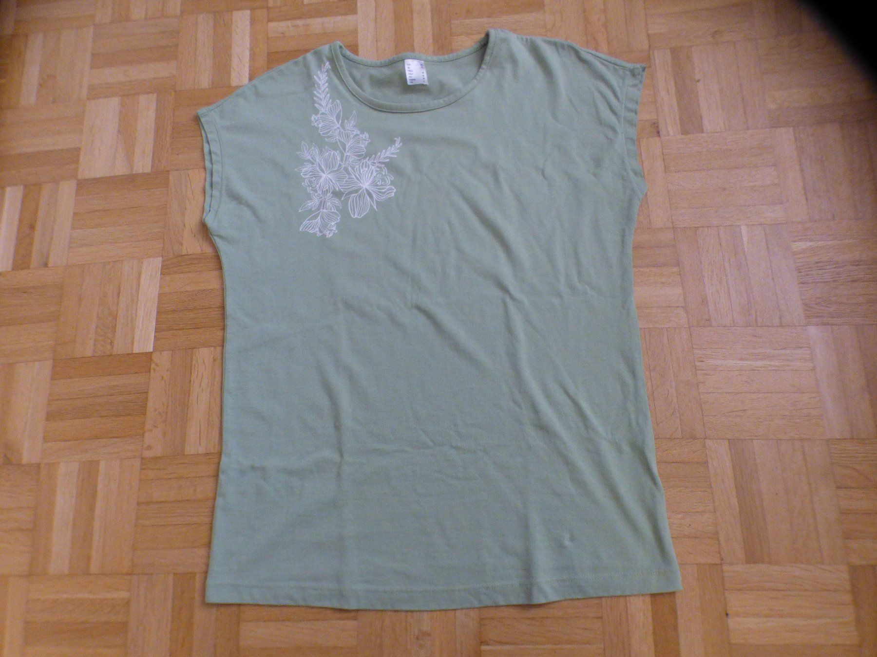 T-Shirts: T Shirt – Neu (gemäss Beschreibung) aus Münchenbuchsee von enzian59 2