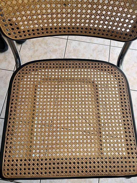 Stühle: À vendre 3 chaises Thonet 87 – Gebraucht aus La Neuveville von biz_mn8c 1