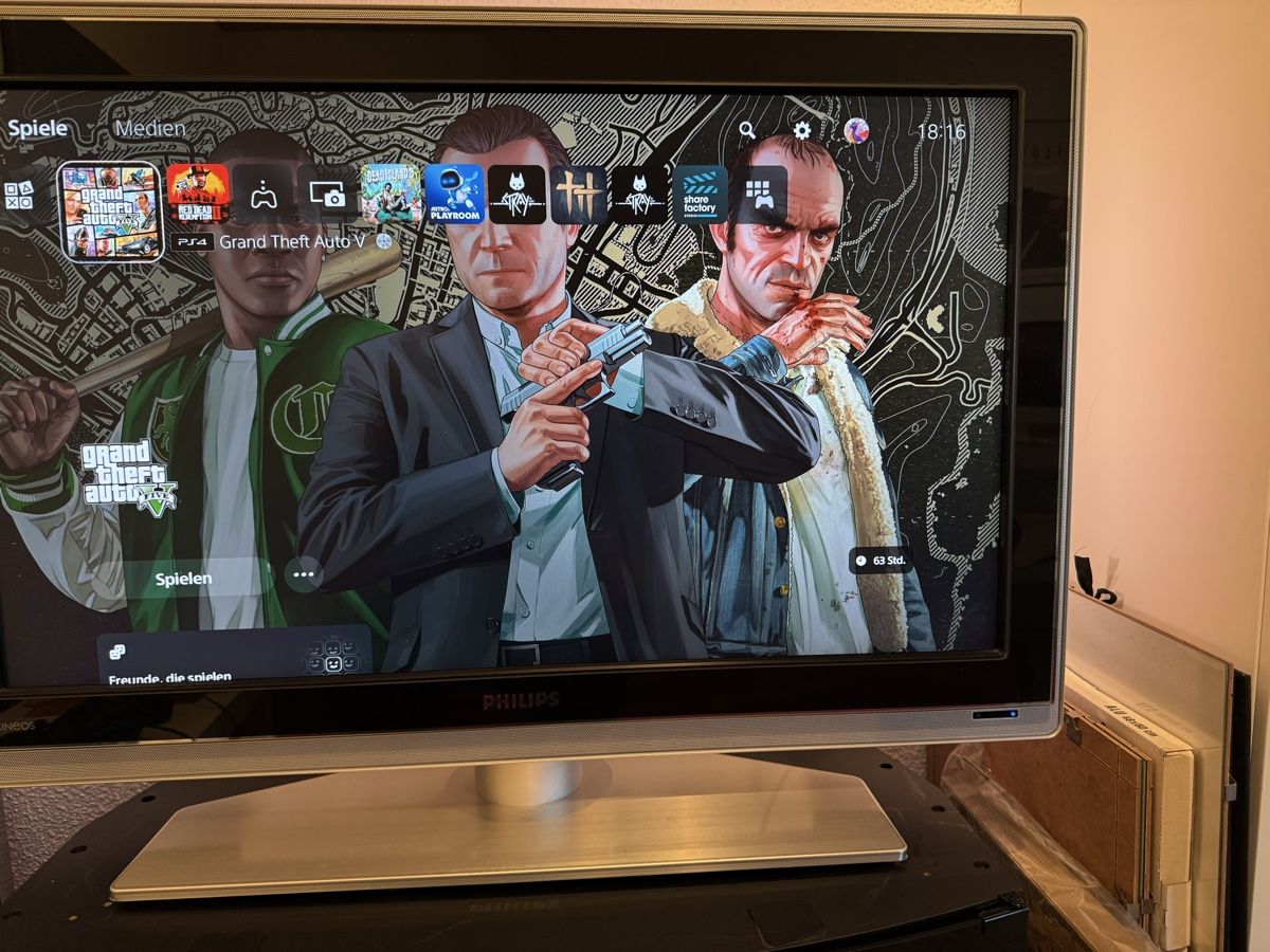 Televisori: Philips TV mit Ambilight - LC 370WU3-SLE1 – Usato da Büsserach venduto da Ruru