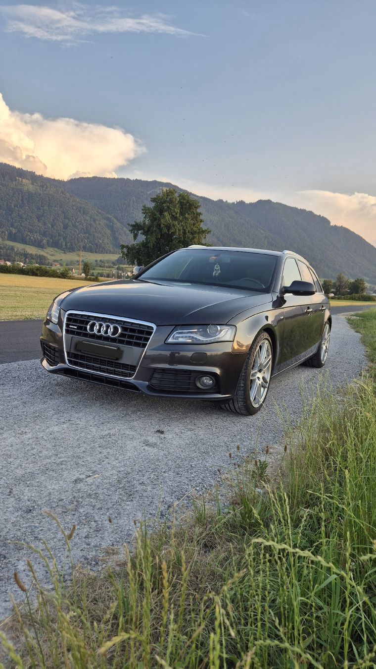 Audi Automobili: Audi A4 S-line quattro – Usato da Reichenburg venduto da denise_13