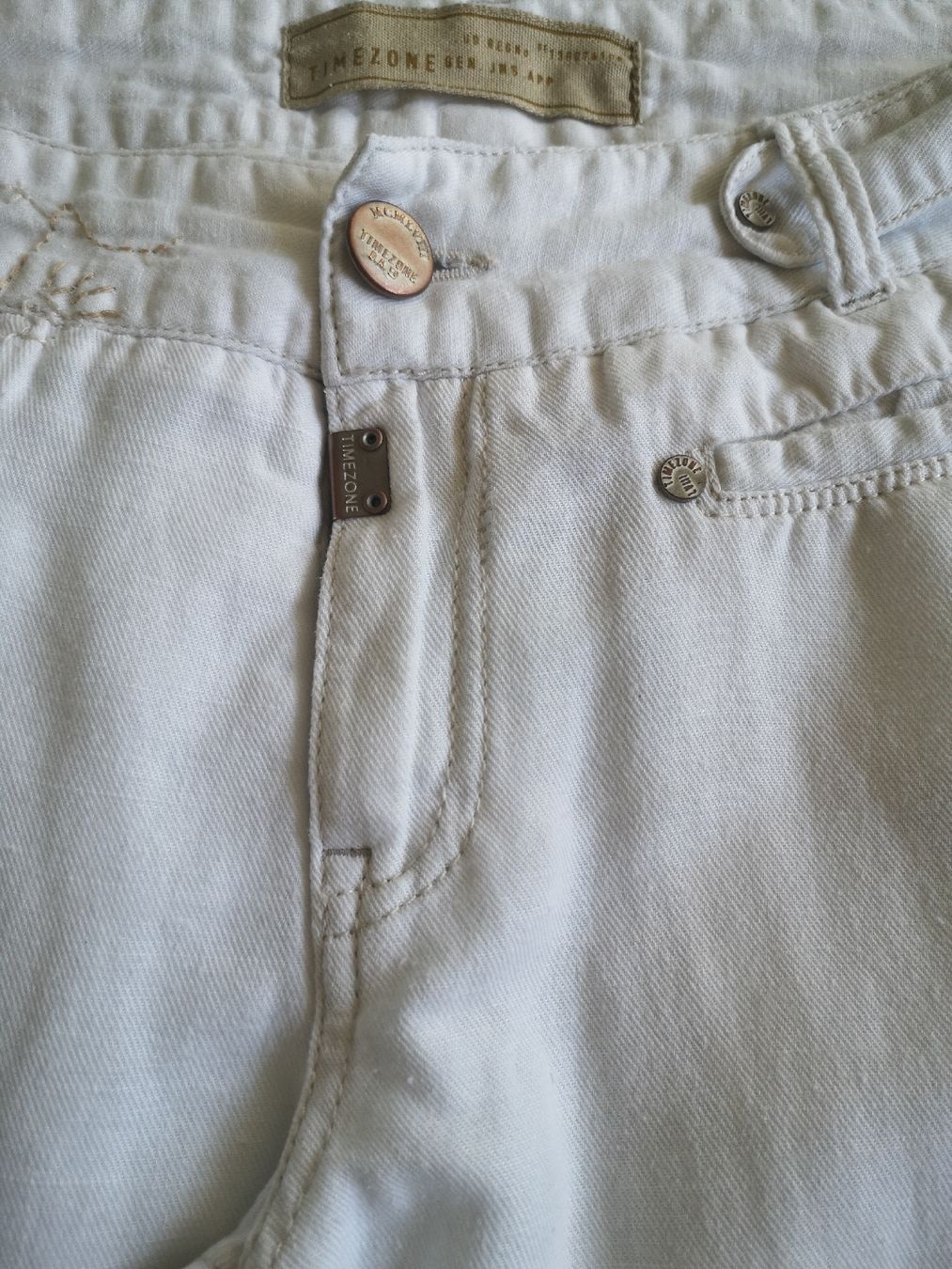 Jeans: 3/4 Jeans Gr. 31 - Timezone - Spendenaktion – Nuovo (secondo la descrizione) da Unterkulm venduto da Beljasch 2
