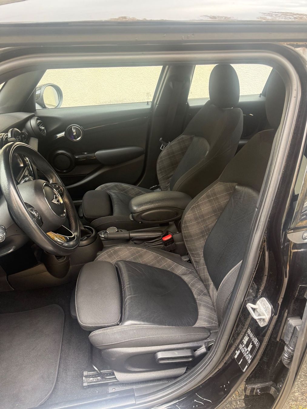 Mini Automobili: Mini Cooper automatique – Usato da Fribourg venduto da inf_n9kg 8