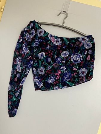 Top asymétrique fleuri Mango, taille S NEW