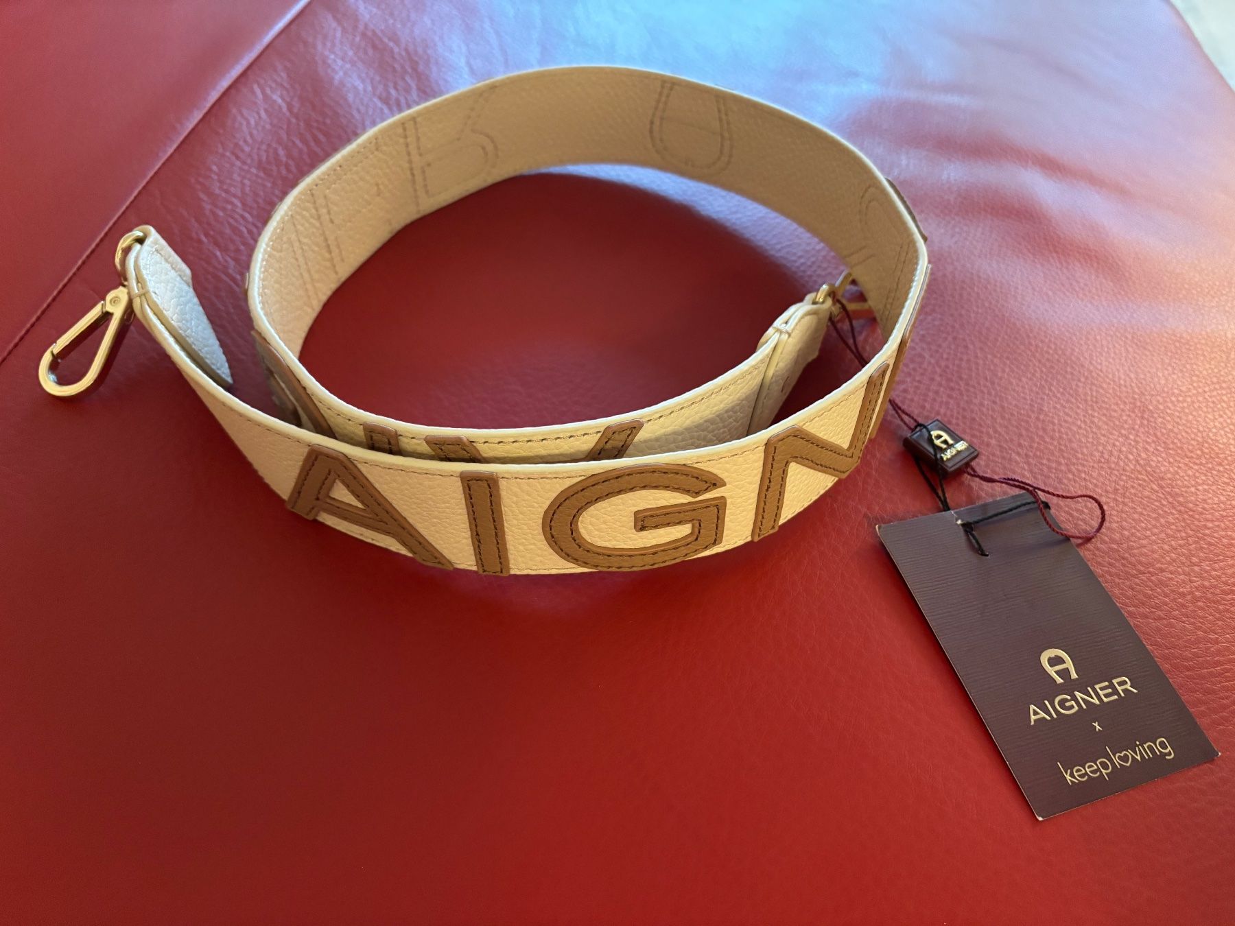 Altro in  Abbigliamento & Accessori: Leder-Schultergurt von Aigner – Nuovo (secondo la descrizione) da luzern venduto da Gipsy201
