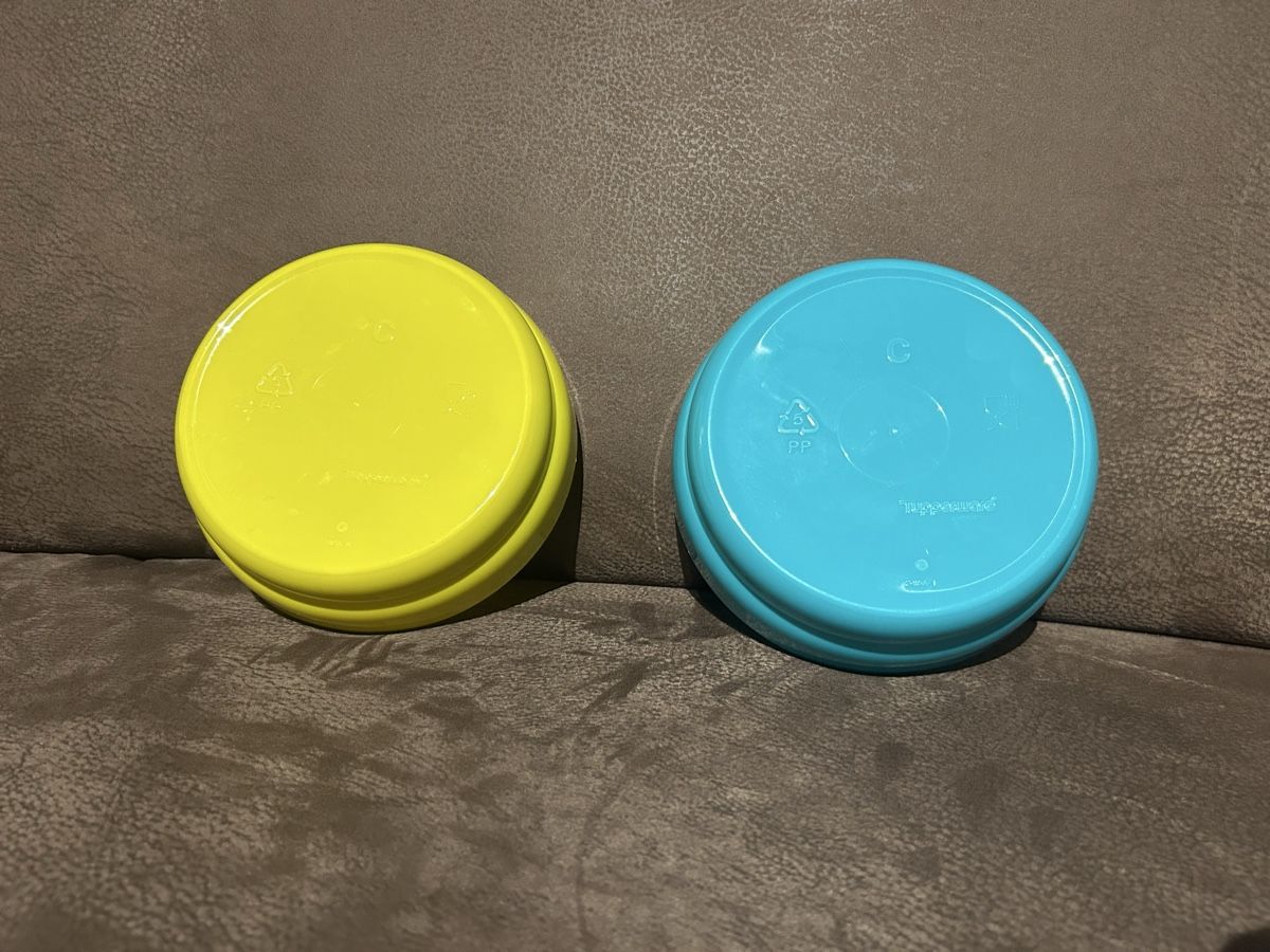 Tupperware Contenitori & Simili: Tupperware Schüssel Set bunt mit Deckeln gebraucht – Nuovo (secondo la descrizione) da Willisau venduto da Geissbock11 3