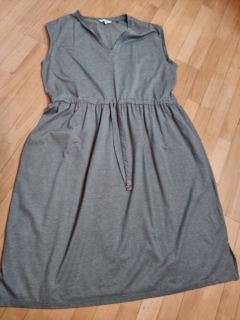 Vestiti: 🌺Kleid Größe 50🌺 – Usato da Wald ZH venduto da CapLux 1