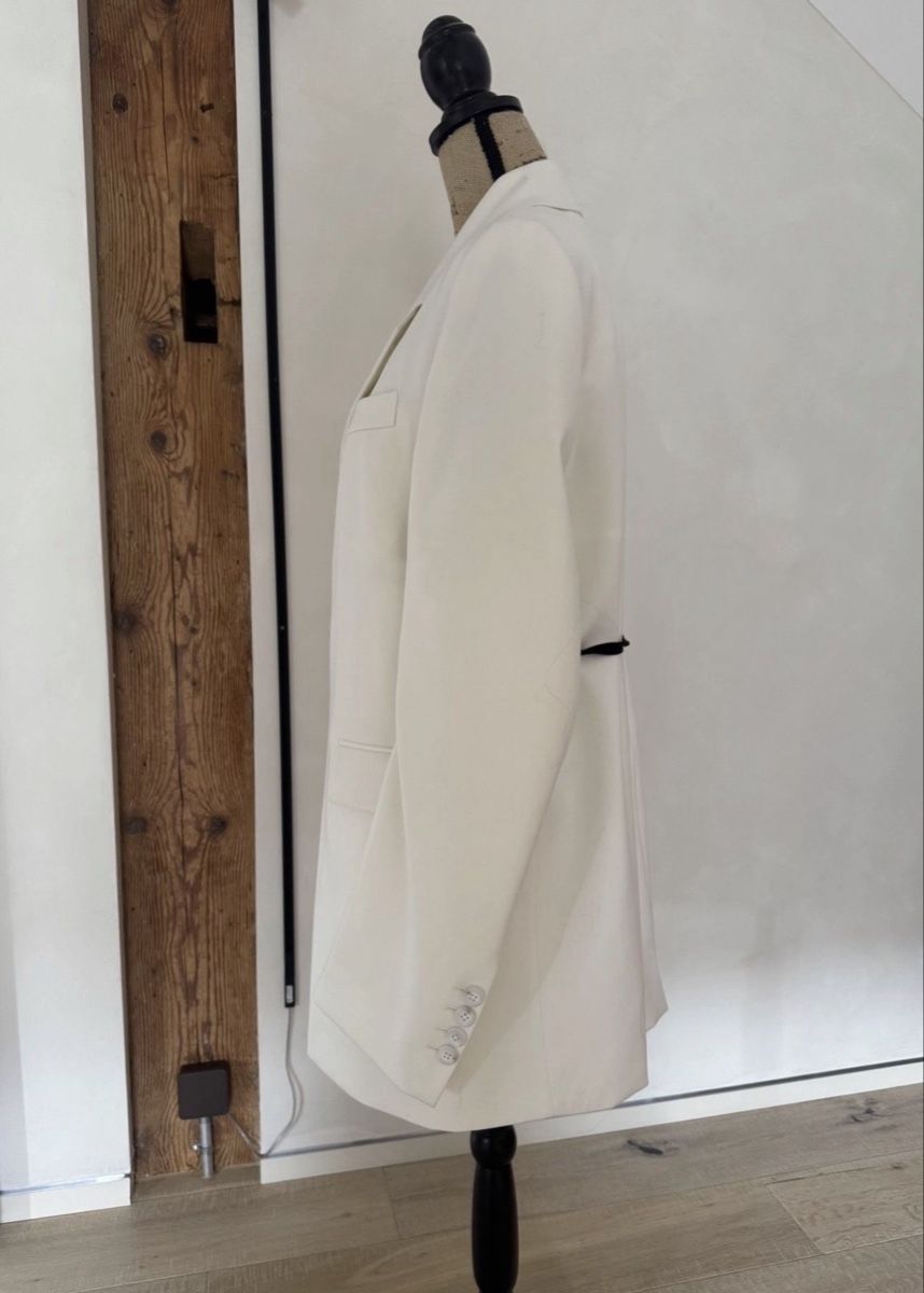 Jacken: Ann Demeulemeester off white jacket  – Neu und originalverpackt aus Genolier von tan_rd6s 6