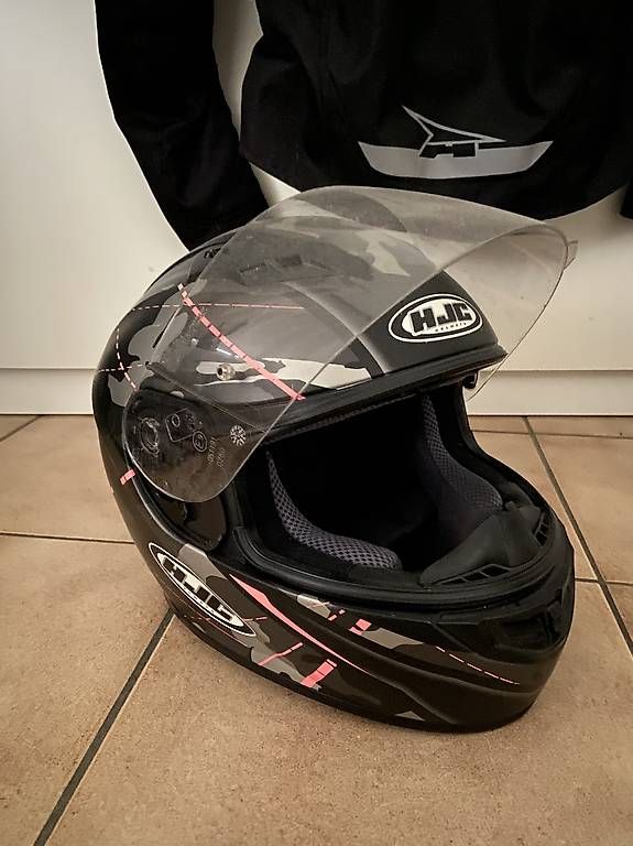 Caschi & visiere: Casco moto HJC – Usato da Riva San Vitale venduto da les_85dl 1