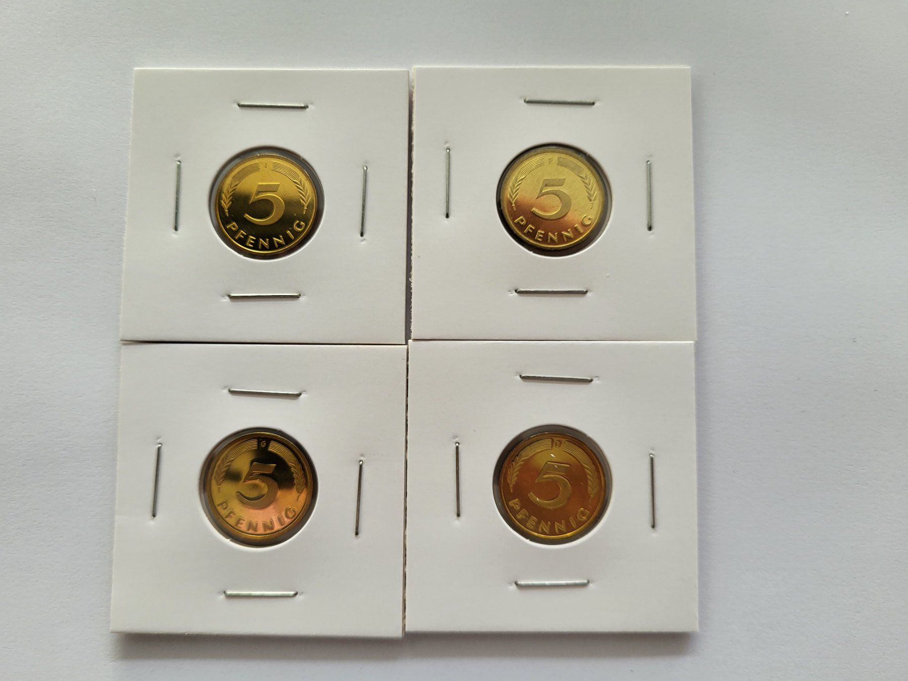 Tutti le monete: 5 Pfennig D-F-G-J 1977 PP – Nuovo (secondo la descrizione) da Pravidondaz venduto da LVtik