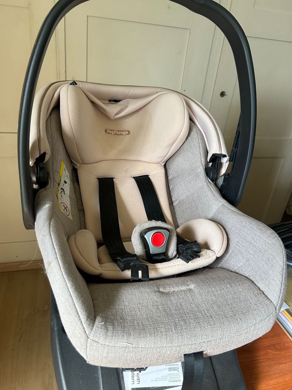 Peg Perego Seggiolini per auto: Babyschale mit 3 Isofix Stationen, unfallfrei – Usato da Solothurn venduto da susibusi11 4