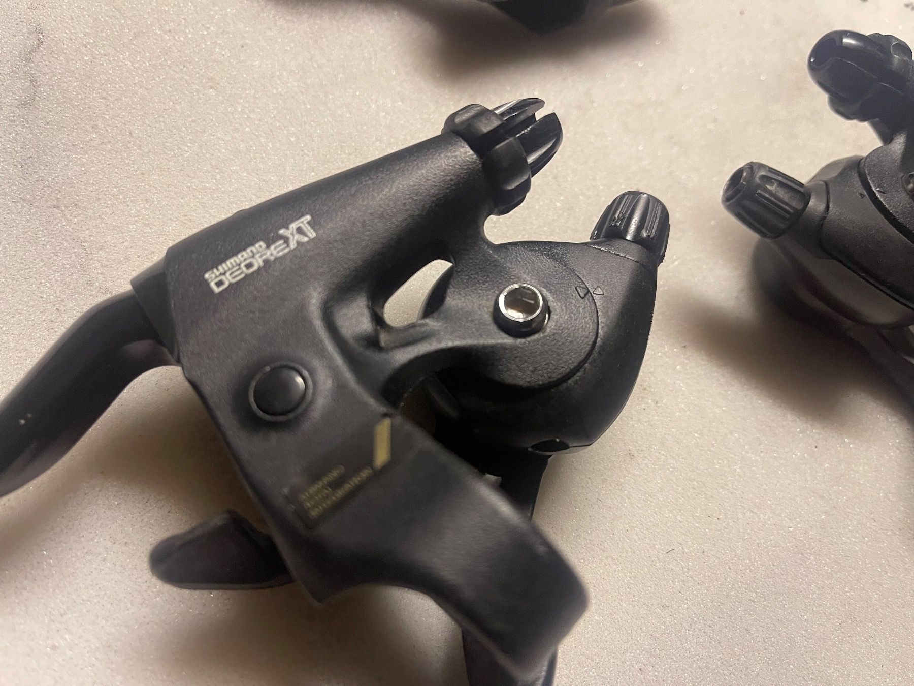 Shimano Pezzi di ricambio: Schalthebel Schimano Deore XT STM095 Kult – Usato da Giubiasco venduto da bulag 1