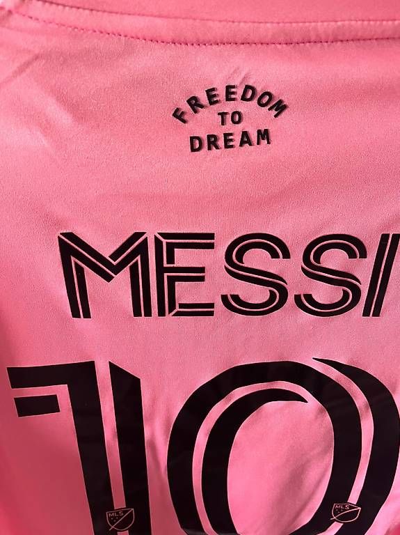 Canottiere & Pantaloni: Inter Miami Trikot S Messi – Nuovo (secondo la descrizione) da Wettingen venduto da knamel 2