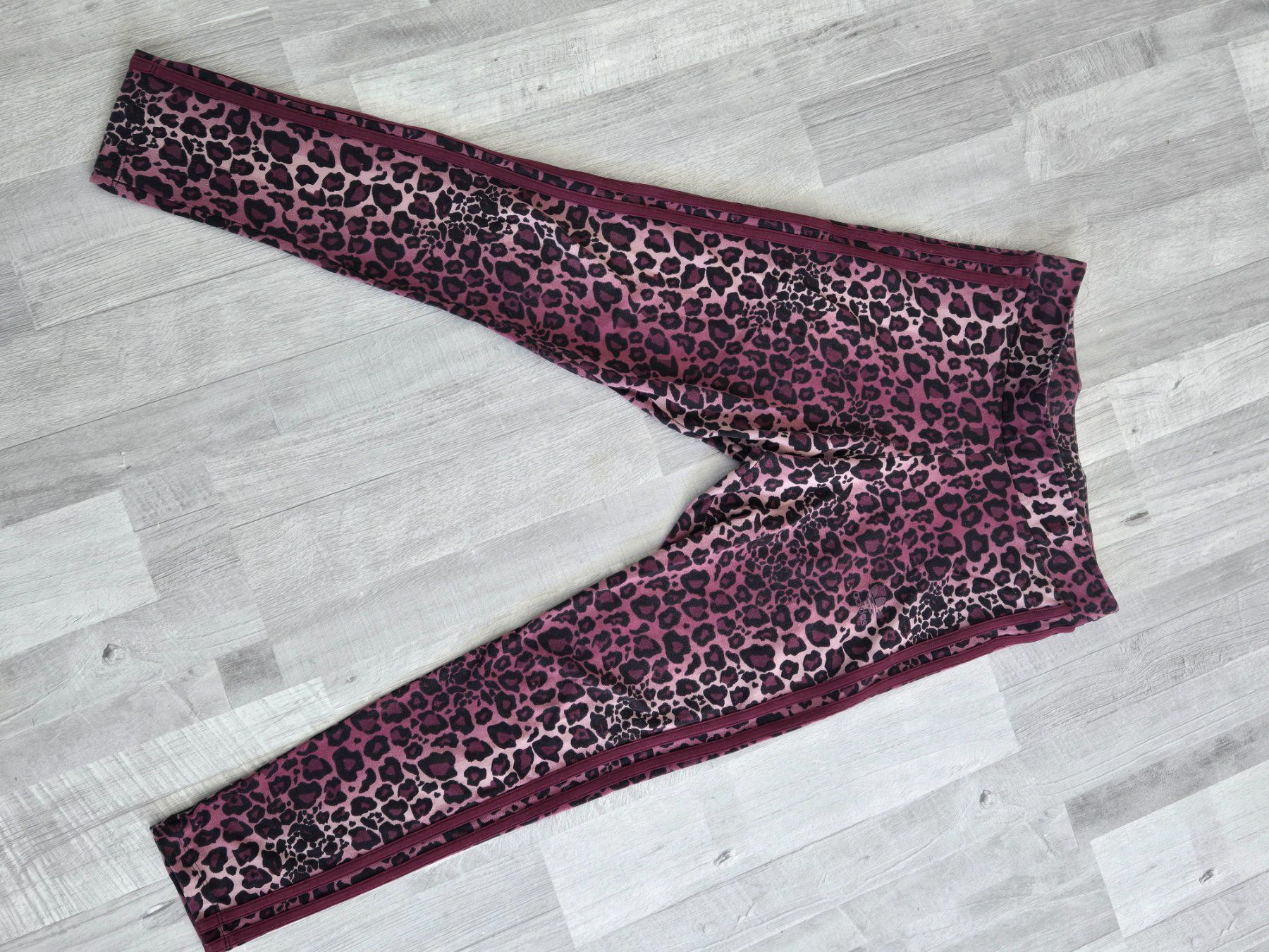Adidas Leggings: Adidas Leggings, Leopard, Grösse 38 – Usato da Thun venduto da Mme.Mouton