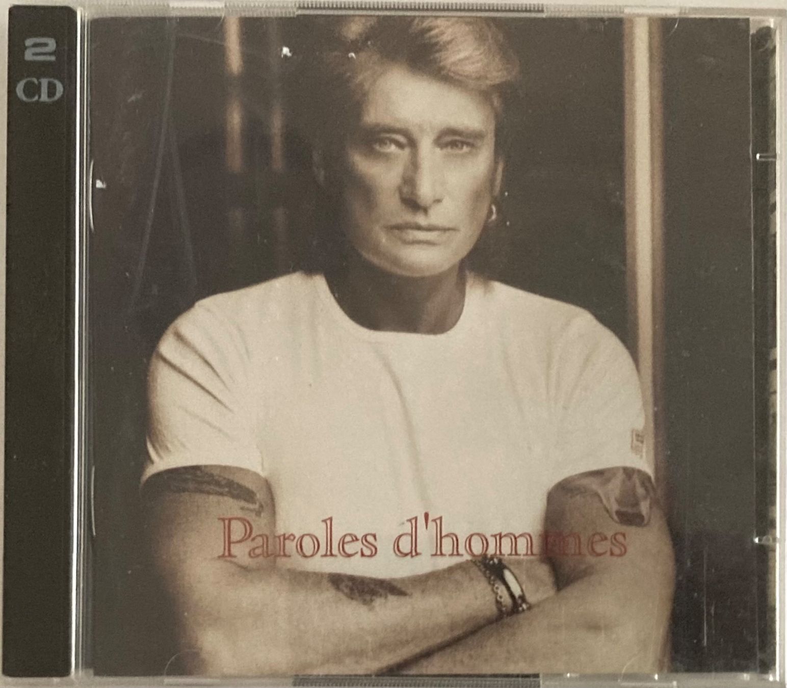 CDs: JOHNNY HALLYDAY - PAROLES D'HOMMES – Gebraucht aus Poliez-Pittet von Newtown-Records
