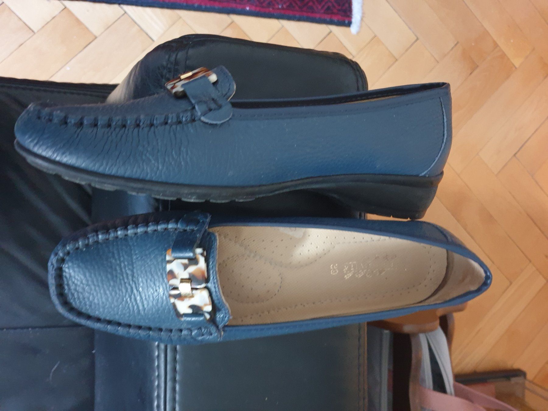 Scarpe da donna: chaussures – Usato da Genève venduto da put_29m9