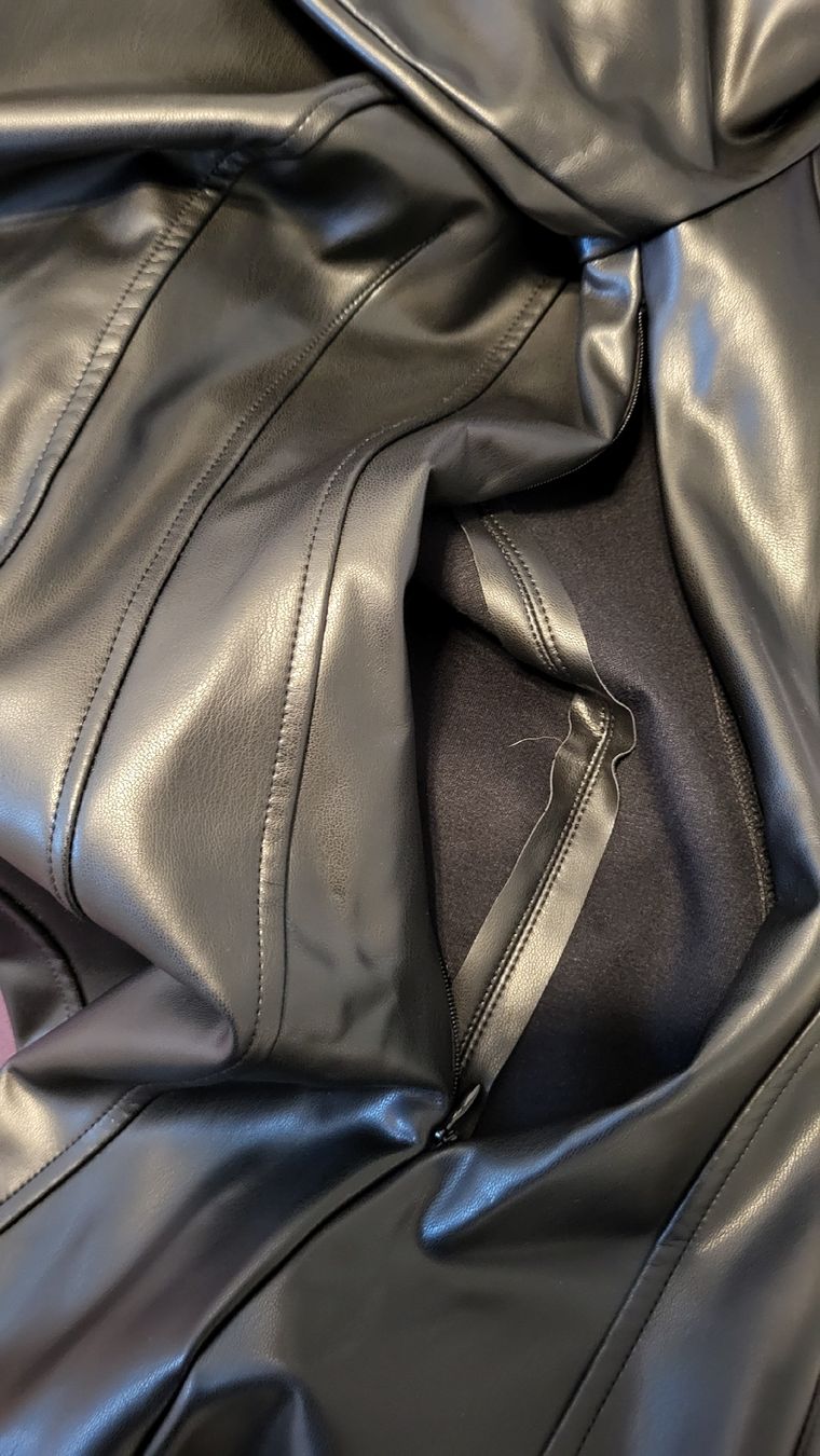 Guess Kleider: Guess Kleid, Gr M, Neu – Neu (gemäss Beschreibung) aus Suhr von lul_87gh 5