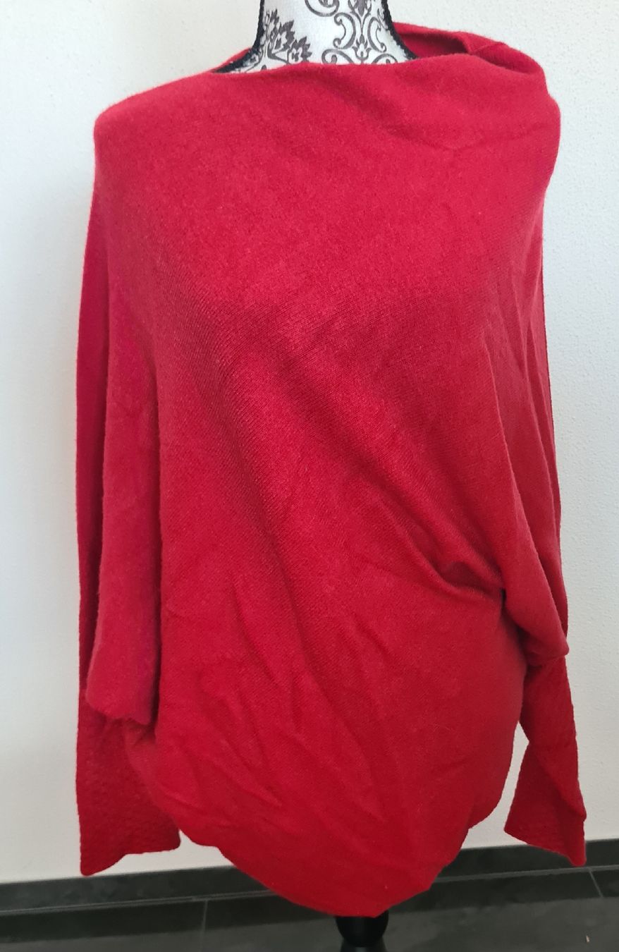 Fabiana Filippi Maglioni & Felpe: FABIANA FILIPPI Roter Poncho - Pullover, Grösse 36 – Usato da Nebikon venduto da Draga25