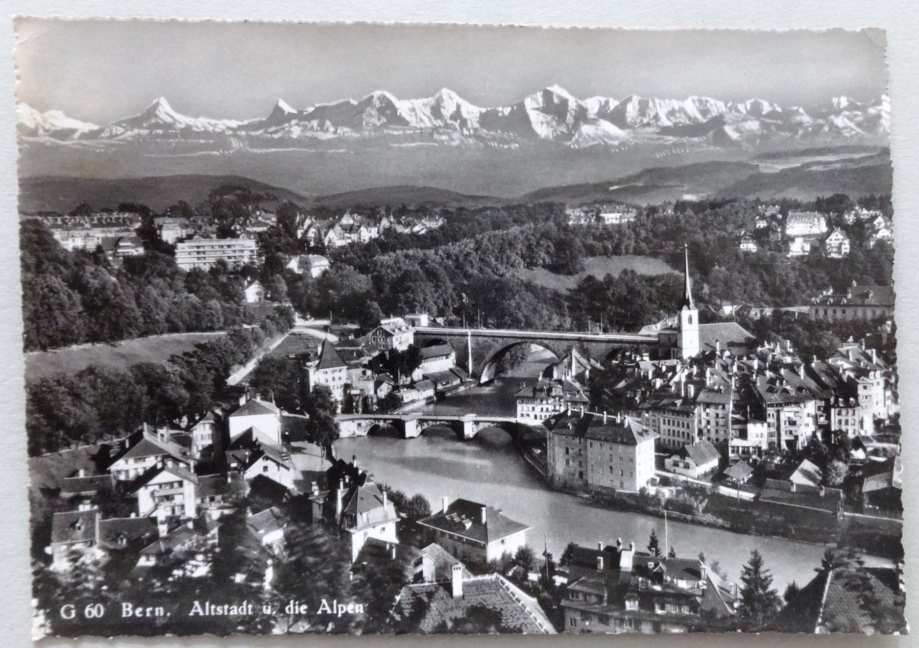 Cartoline postali: Bern, Altstadt u. die Alpen – Difettoso da Fétigny venduto da Billy2miny