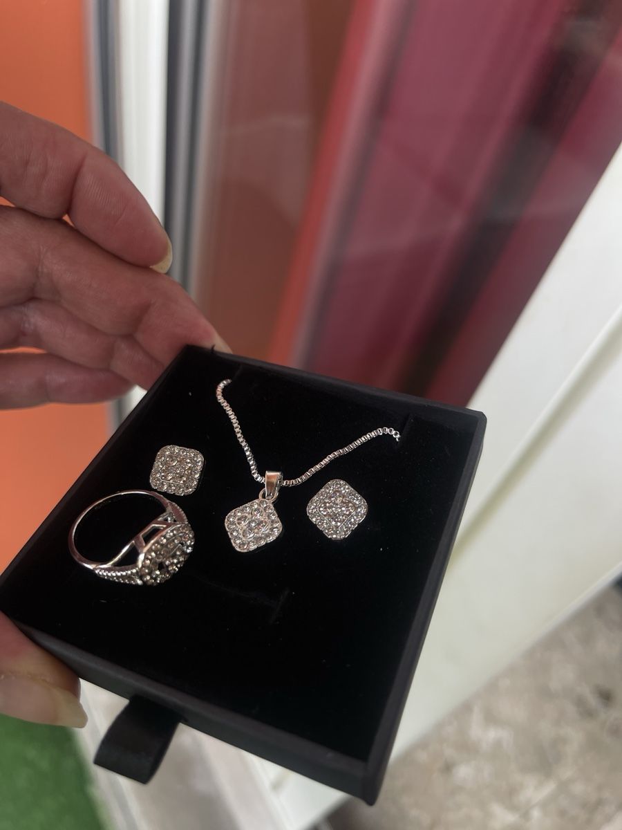 Sonstiges Uhren Zubehör: Uhr mit passendem Schmuck – Neu (gemäss Beschreibung) aus Trimbach von Alessia75 4