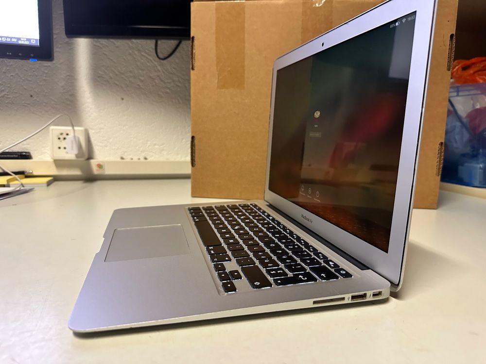 Apple Notebook: Apple MacBook Air 13.3"/4GB Ram/256GB SSD – Usato da Siebnen venduto da EAJ-Computer_Shop 2