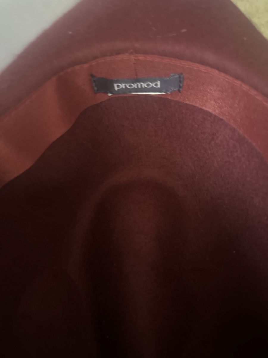 Copricapi, berretti & cappellini: Jolie chapeau bordeaux  – Nuovo (secondo la descrizione) da Vernier venduto da Chiara1907 2