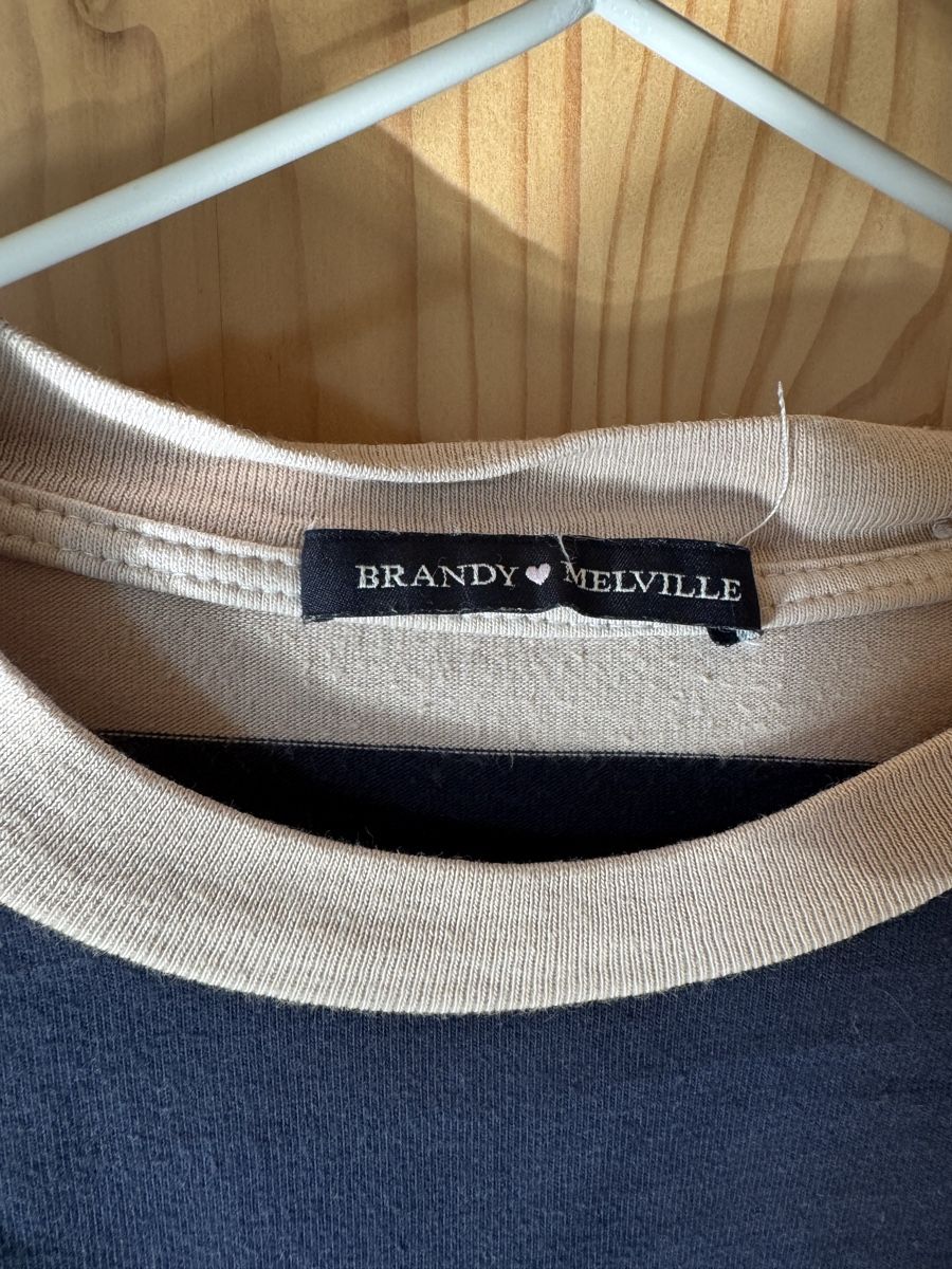 Brandy Melville Pullover & Sweatshirts: Brandy Melville Shirt, Langarm, gestreift – Gebraucht aus Hergiswil NW von kaufe_bei_kaufmann 1
