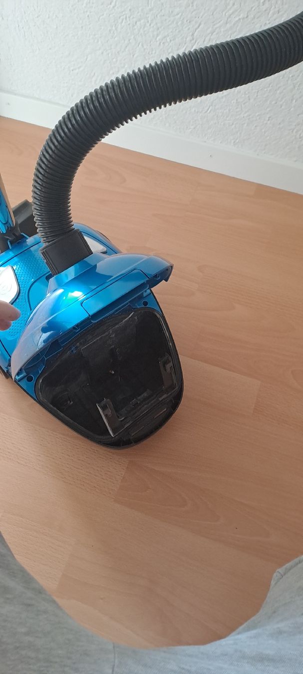 Aspirateurs & Accessoires: Staubsauger hanseatic – D'occasion à Liebefeld par Robot.exe 2
