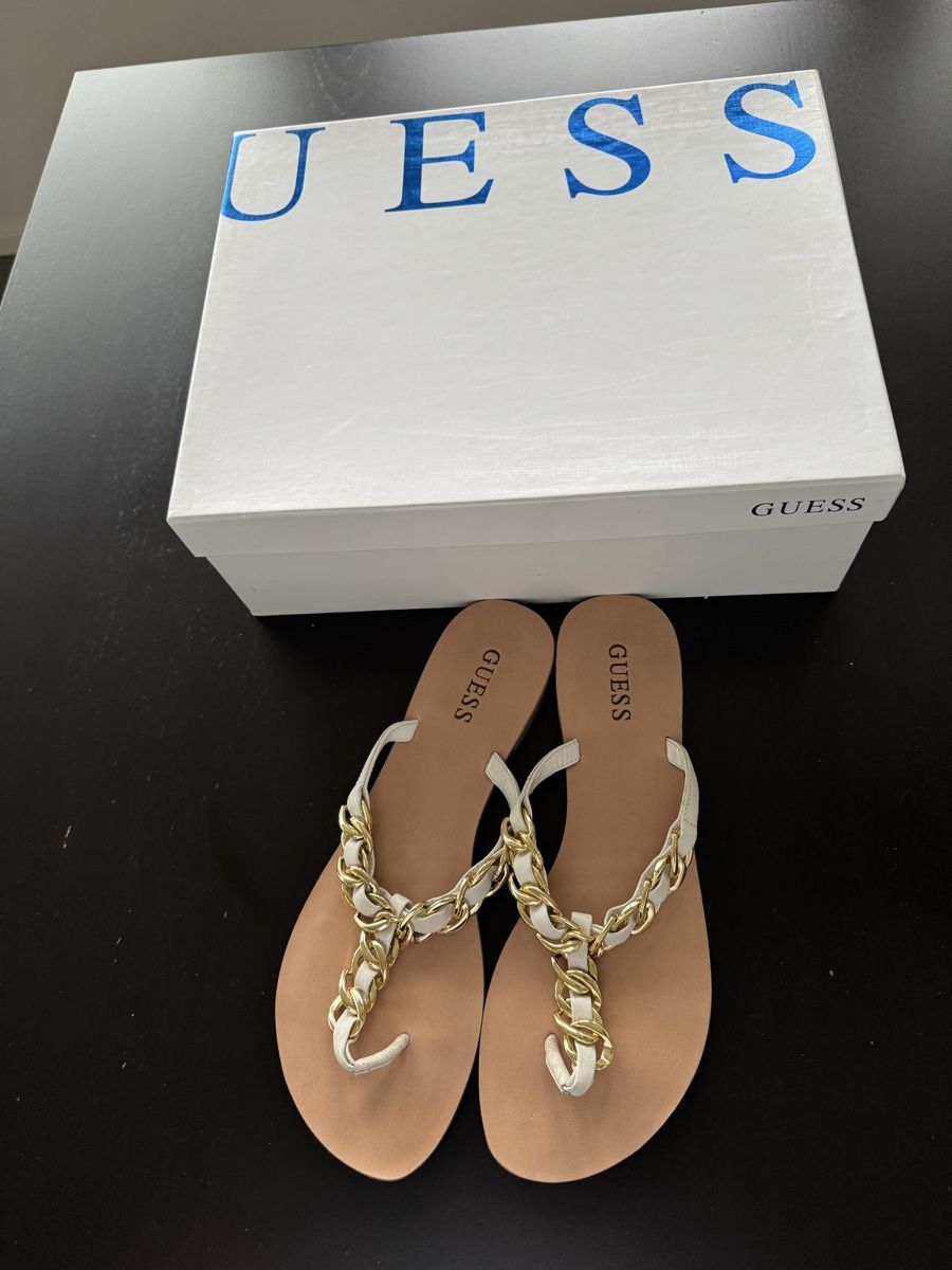 Guess Scarpe da donna: Flip Flop Guess weiss/gold, Gr. 39 – Nuovo (secondo la descrizione) da Zürich venduto da Jen10 7
