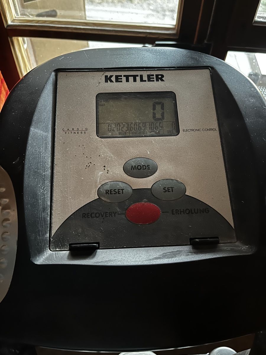 Kettler Vélos d'appartement: Kettler Basic Line Giro 500 Crosstrainer – D'occasion à Wynigen par Klopfer3 3