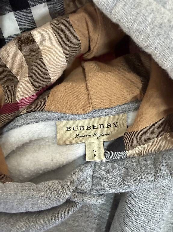 Pulls & Sweat-shirts: Felpa Burberry  – D'occasion à Sementina par Clothesforsell 1