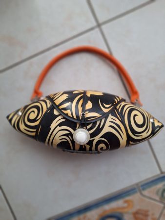 Sac à main  original et rare, parfait pour l'été