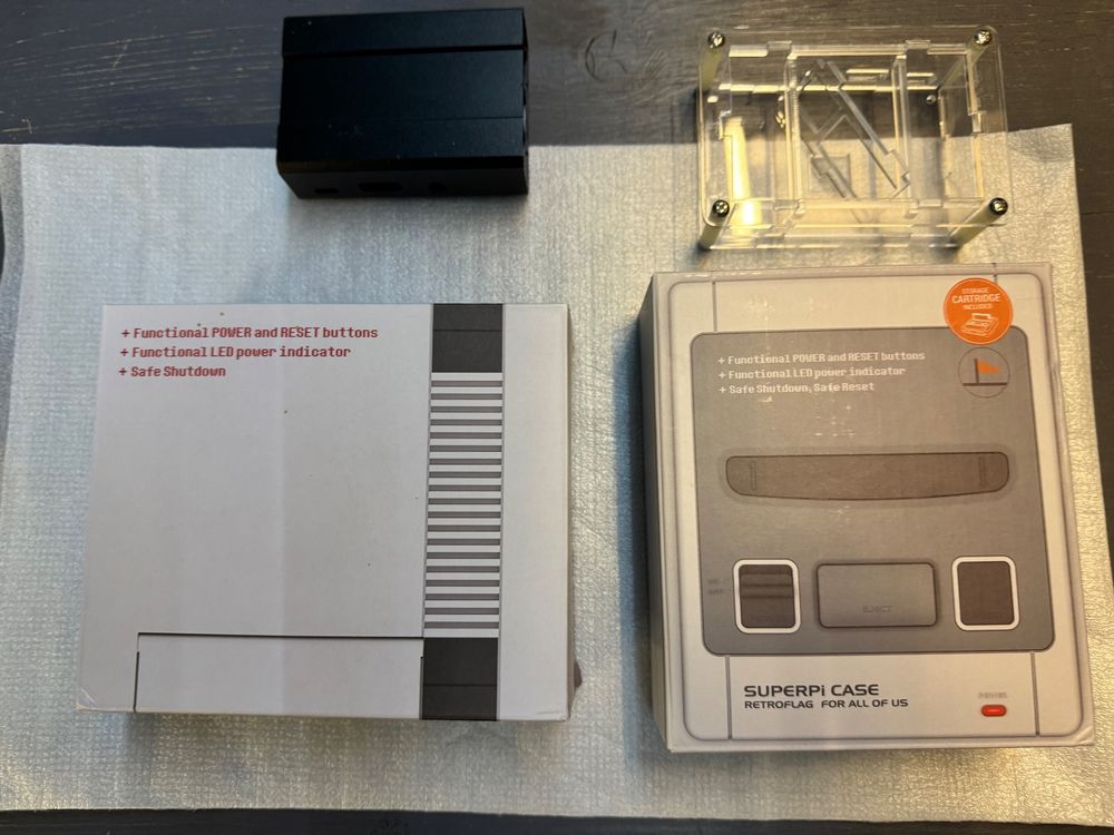 Boîtiers Retroflag NESPi Case+ et SuperPi Case pour Pi (Neu und ...